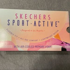 Red sports active sketcher slip on shoes